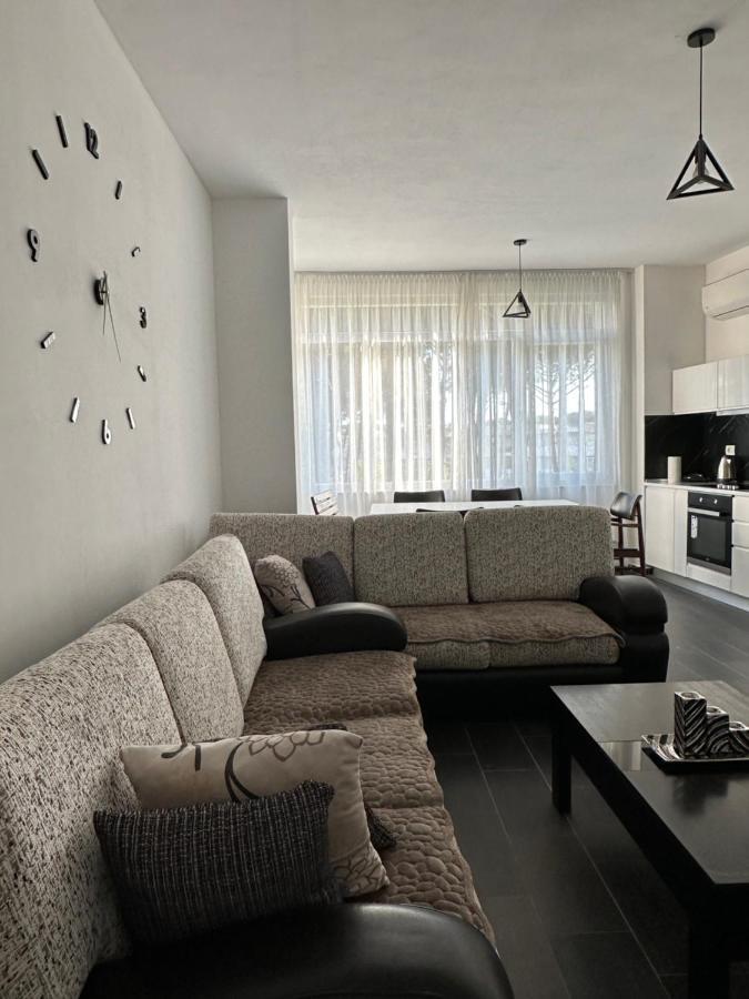 Eme Apartments - Kompleksi Lura 2 Gjiri I Lalzit Драч Екстериор снимка