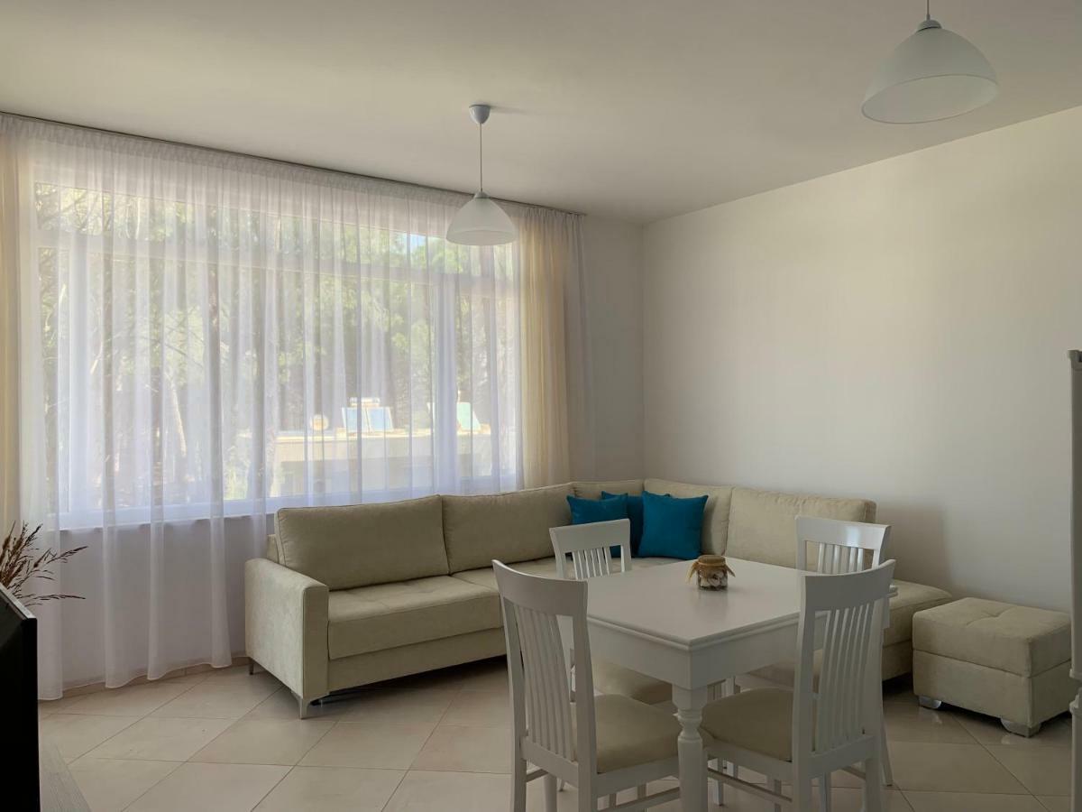 Eme Apartments - Kompleksi Lura 2 Gjiri I Lalzit Драч Екстериор снимка